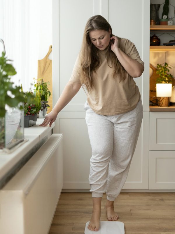 person-with-eating-disorder-having-weight-problems